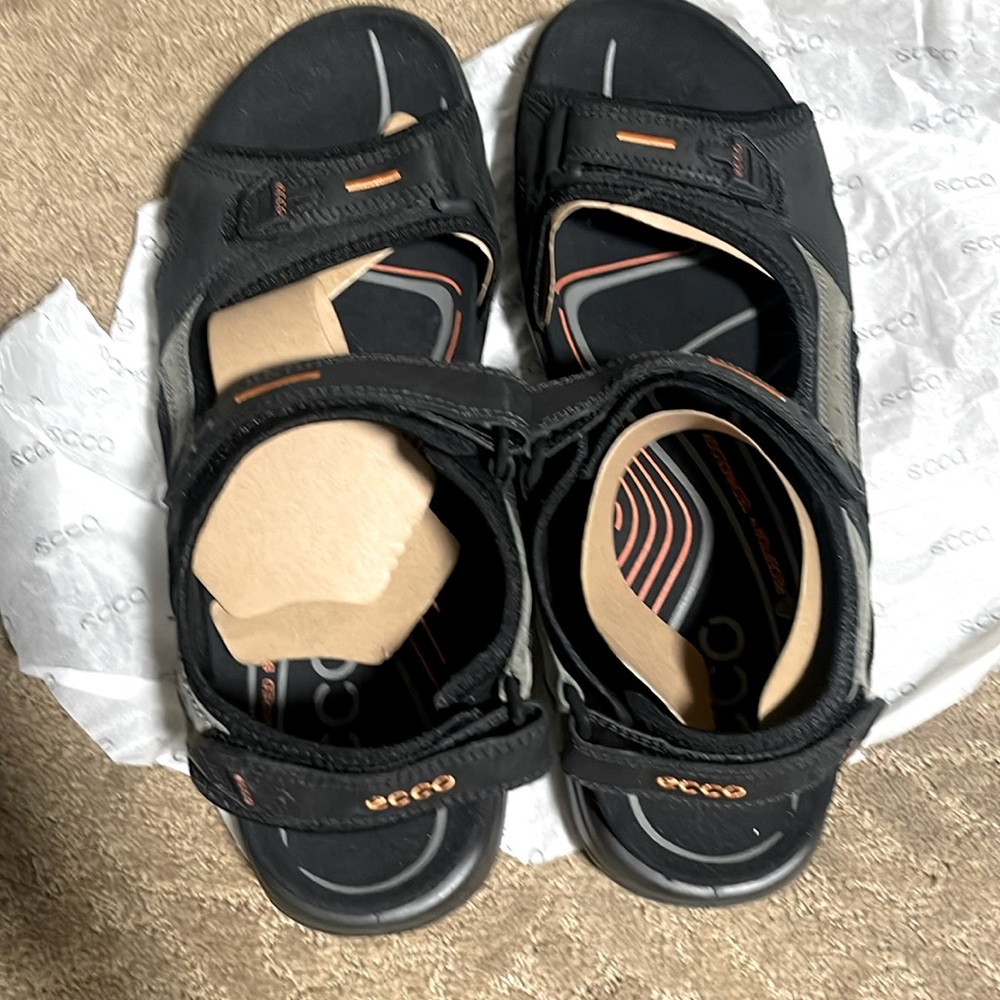 Ecco sandals